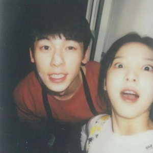 海南裸休美女撒尿露脸视频
